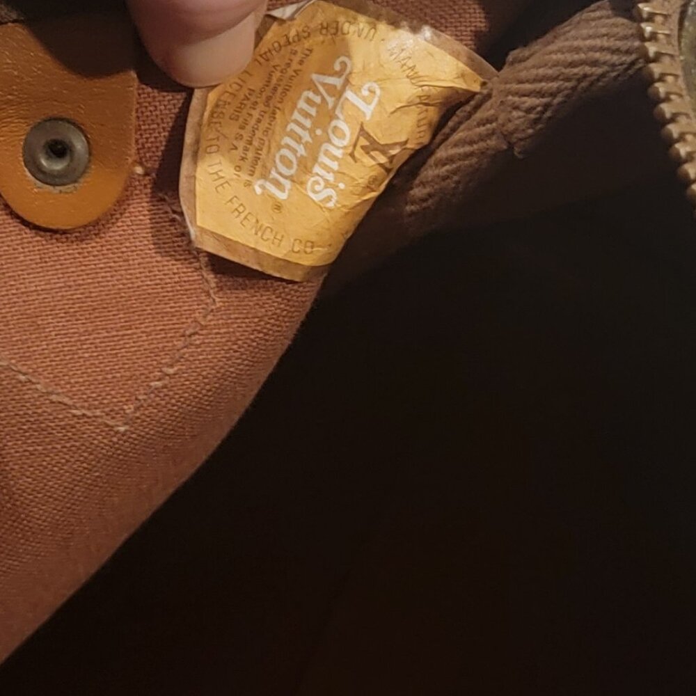 Louis Vuitton - Speedy 30 Authentic, Lightly Used, Pristine Interior - Picture 2 of 8